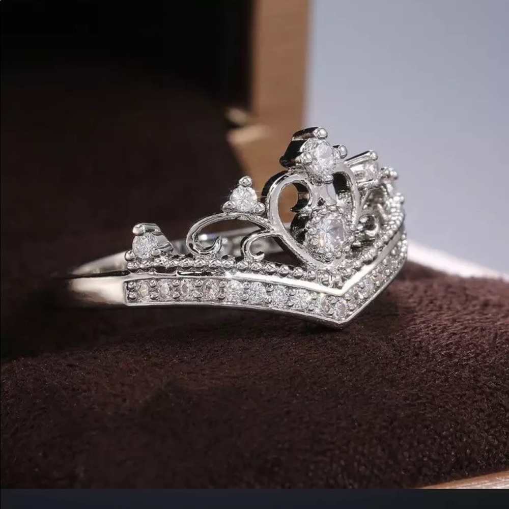 New 925 Silver Beautiful Heart Diamond Ring 💍 - Picture 7 of 8